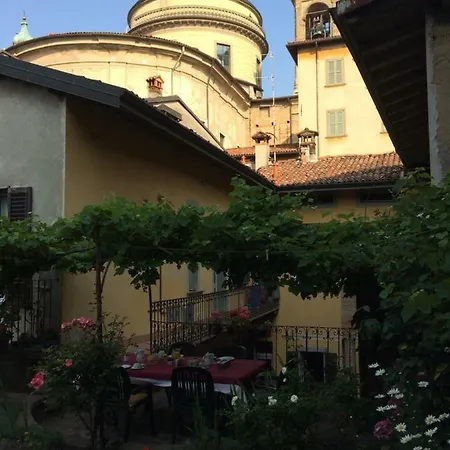 Mario Lupo House * Bergamo